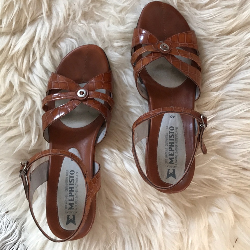 Mephisto Cognac Croc-Embossed Leather Strappy Sandals